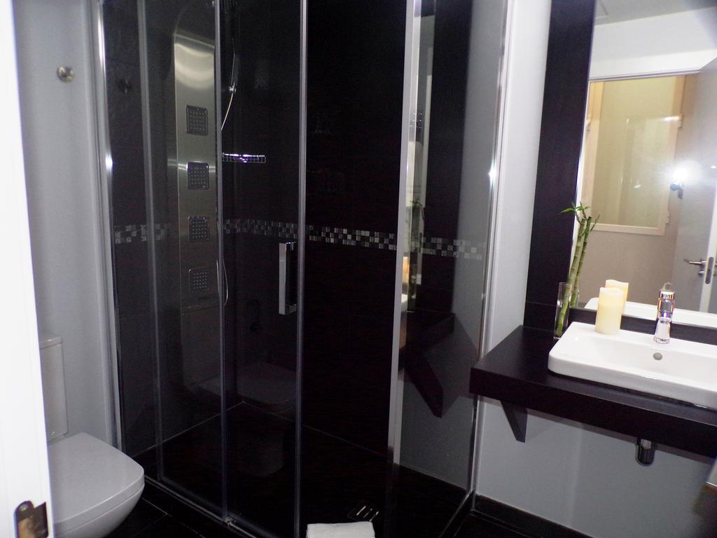 Los Amigos Vip Rooms Madrid Buitenkant foto